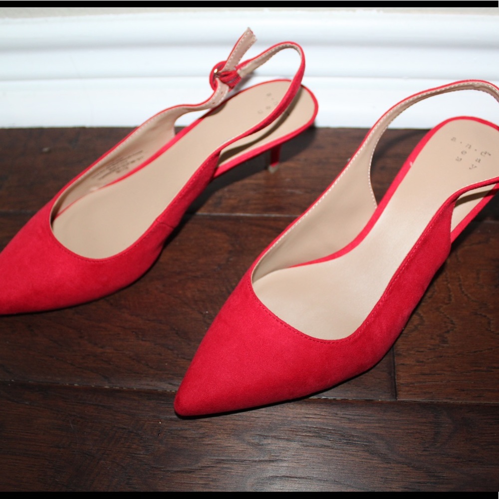 Target Heels - Picture 2 of 5
